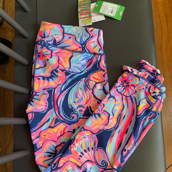 Lilly Pulitzer Pants - NWT Lilly Pulitzer Marla Weekender UPF 50 Leggings
